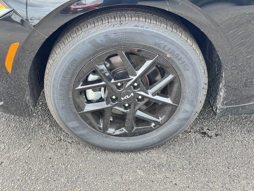 New 2026 Kia K5 LXS image 9