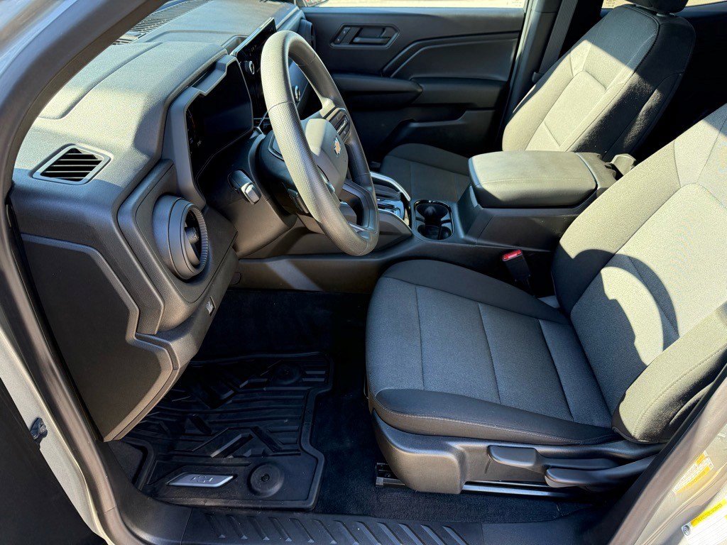 Certified 2025 Chevrolet Colorado W/T w/ WT Custom Package image 13