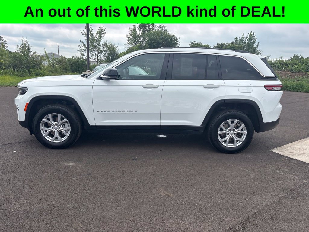 Used 2023 Jeep Grand Cherokee Limited AWD/4WD image 6