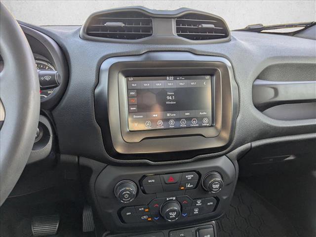 Used 2021 Jeep Renegade Latitude image 13