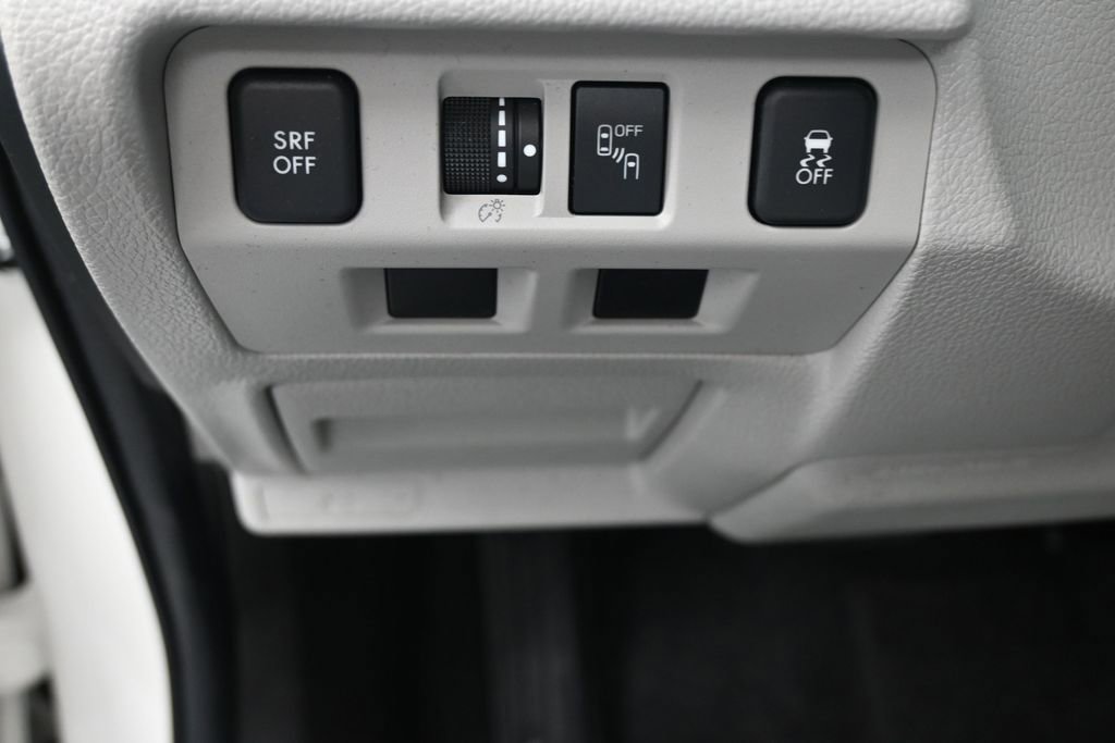 Used 2017 Subaru Forester 2.5i Premium AWD/4WD image 21