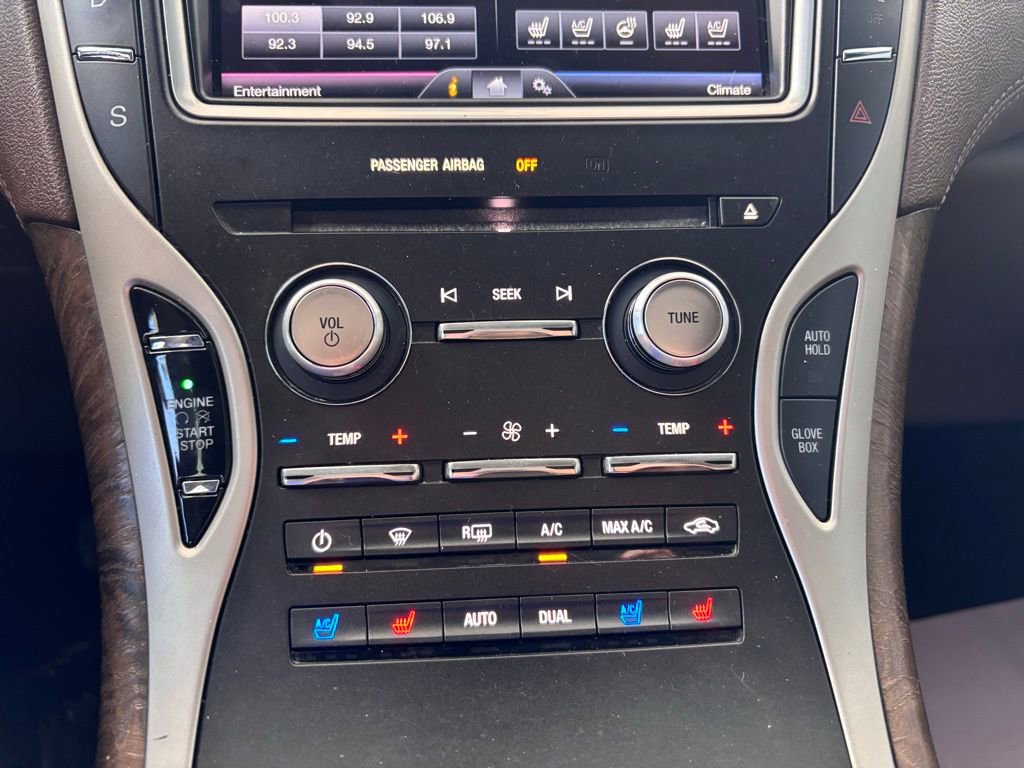 Used 2016 Lincoln MKX Reserve w/ Luxury Package image 25