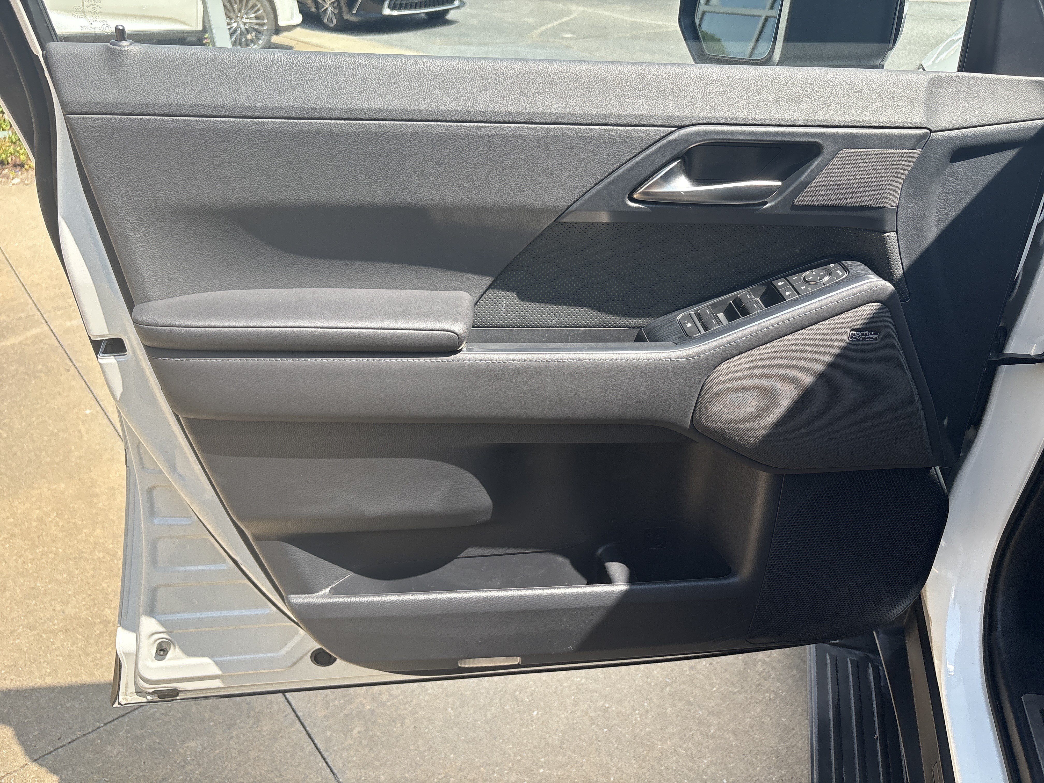 Used 2024 Lexus GX 550 AWD/4WD image 14