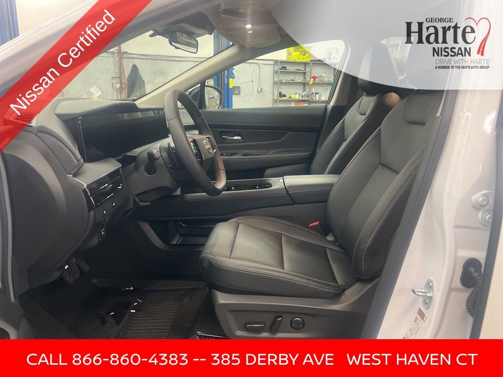 Certified 2025 Nissan Murano SV image 24