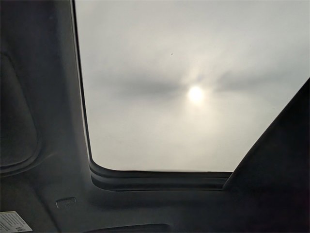 Used 2021 Chevrolet Suburban Premier w/ Premium Package image 26