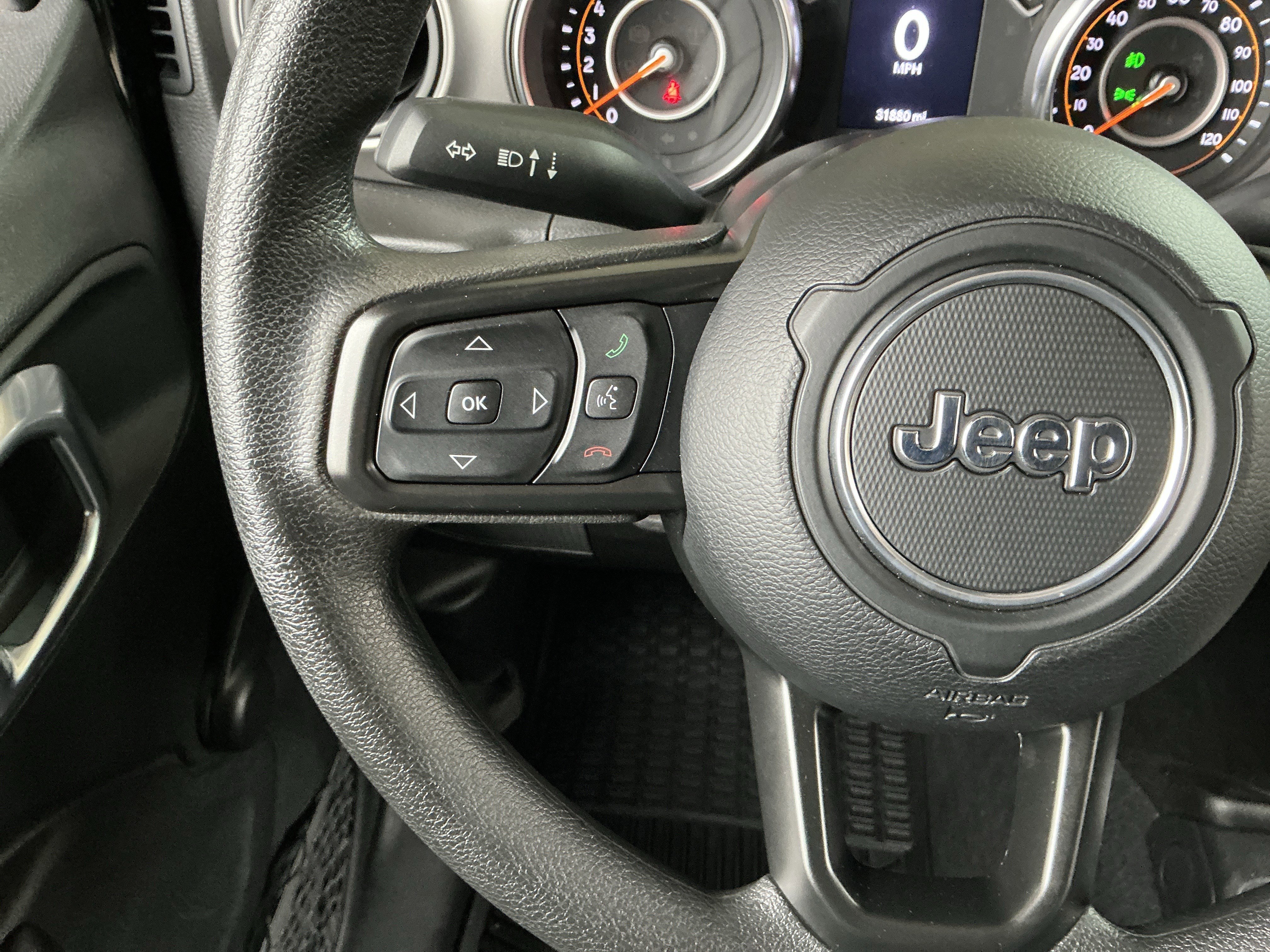 Used 2021 Jeep Gladiator Sport image 12