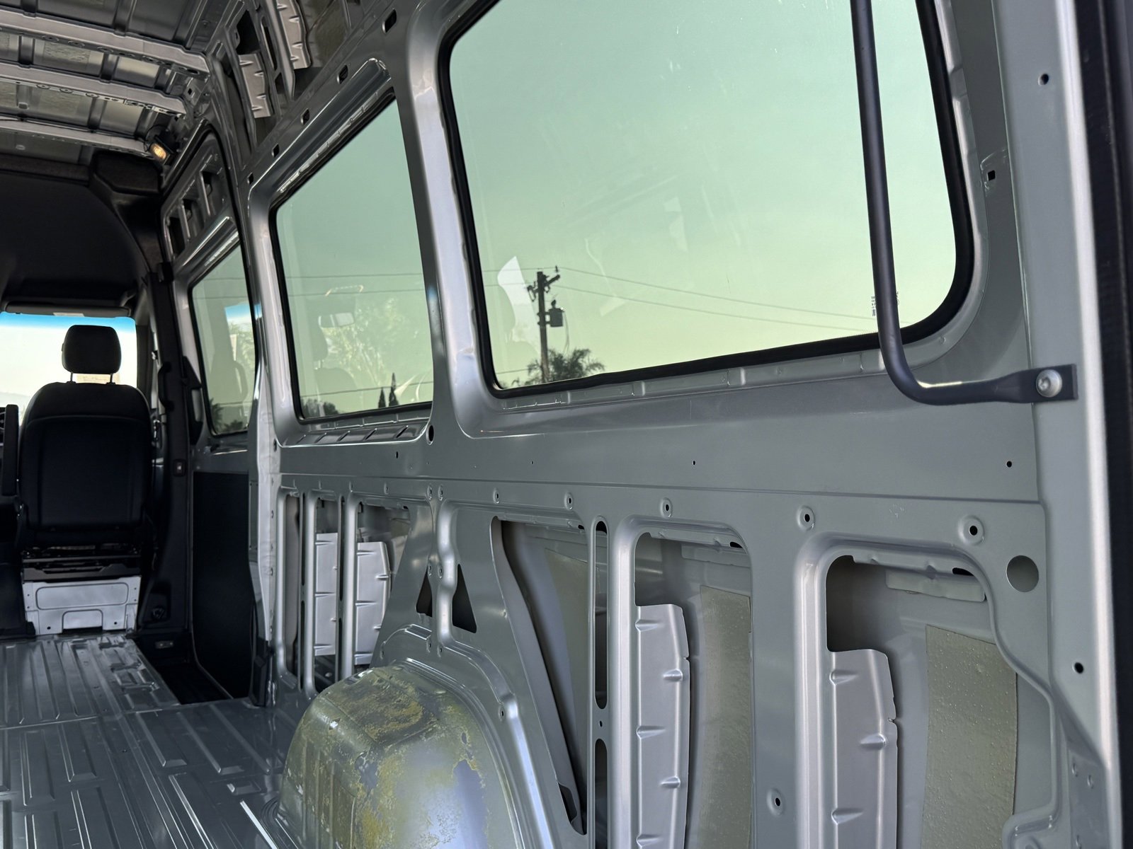 Used 2023 Mercedes-Benz Sprinter 2500 image 16