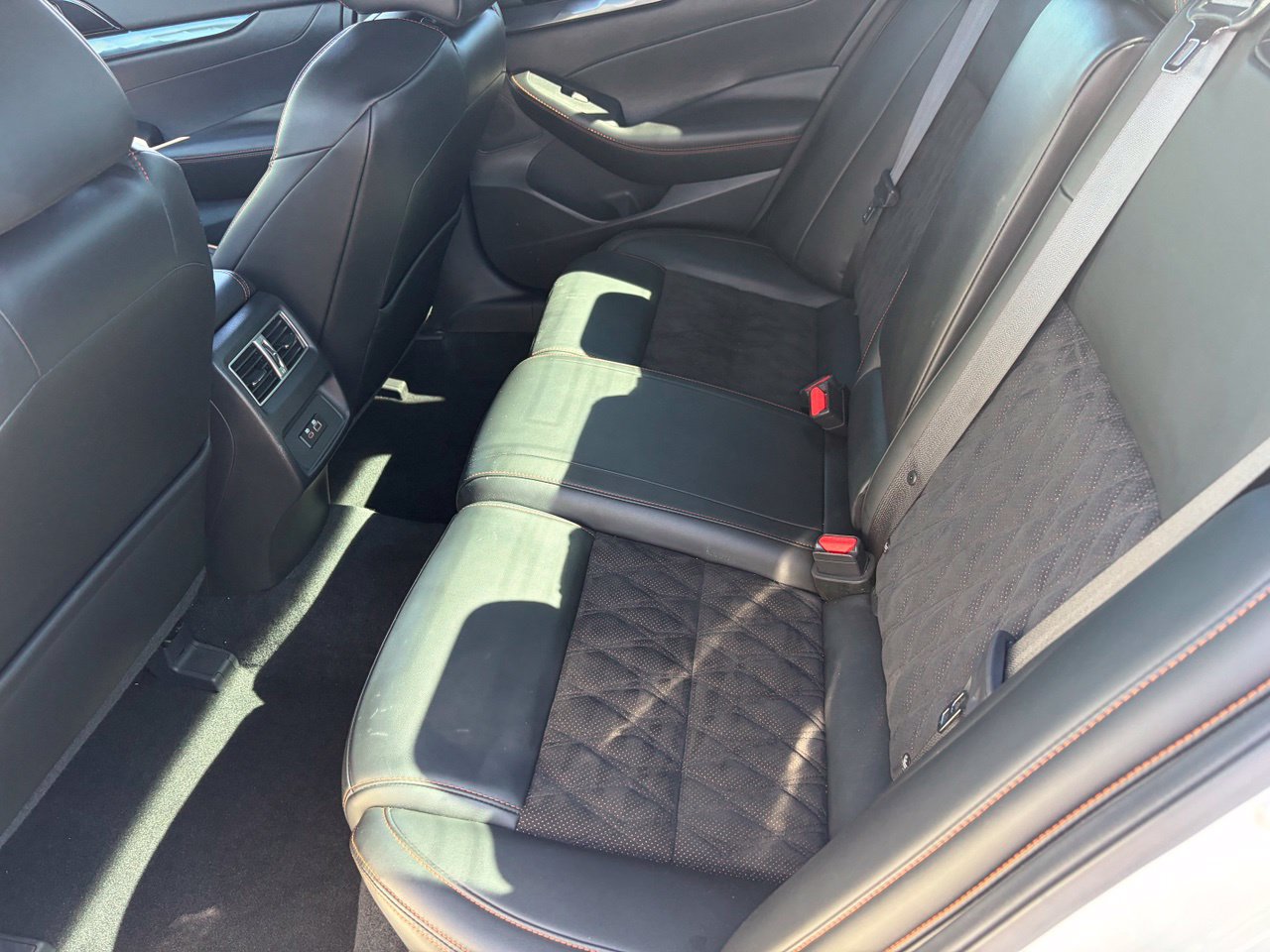 Certified 2021 Nissan Maxima SR w/ Sport Mat Group FWD image 16