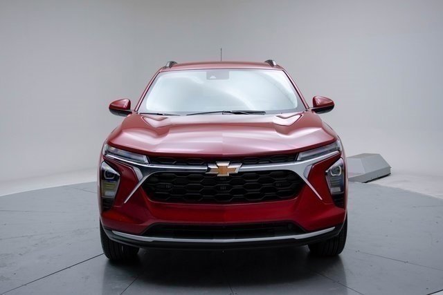 New 2026 Chevrolet Trax LT w/ Driver Confidence Package image 15