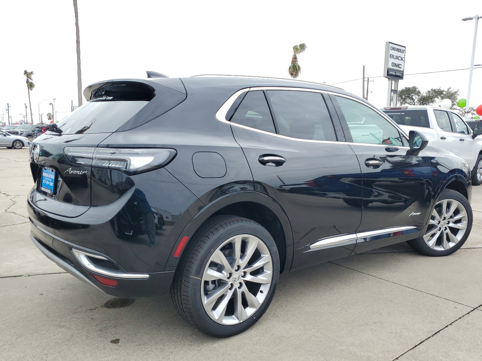 Certified 2023 Buick Envision Avenir image 5