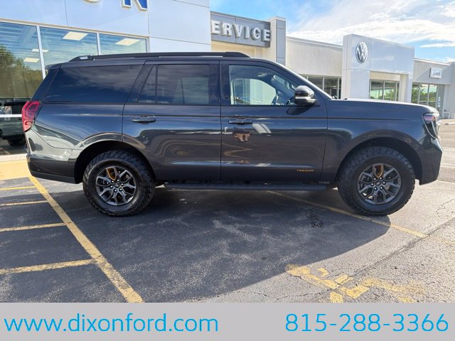 Used 2025 Ford Expedition Tremor AWD/4WD image 10
