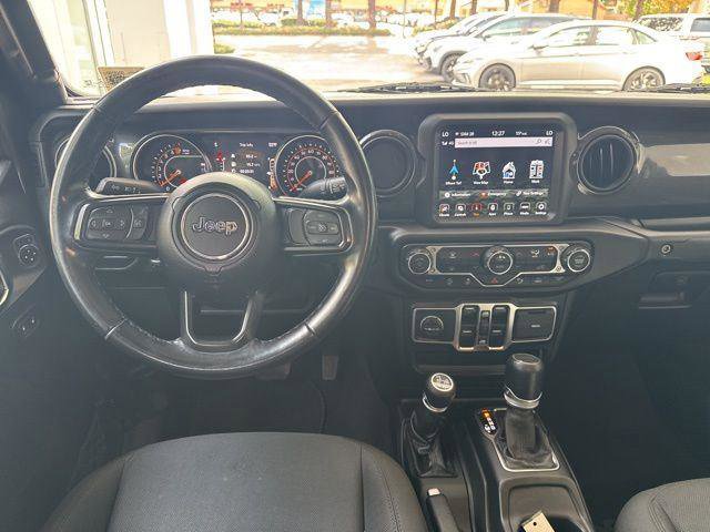 Used 2021 Jeep Gladiator Sport image 16