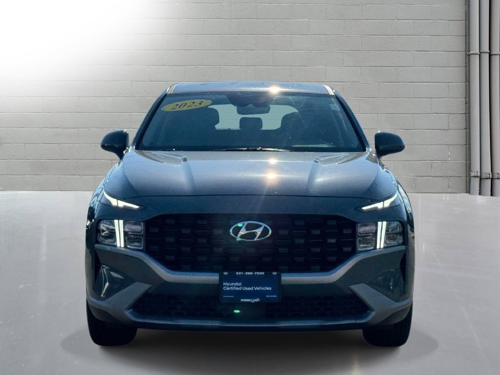 Used 2023 Hyundai Santa Fe SE AWD/4WD image 2