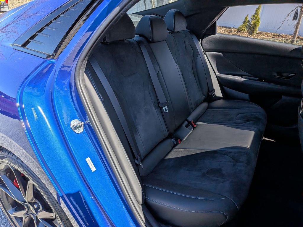 Used 2025 Hyundai Elantra N FWD image 21