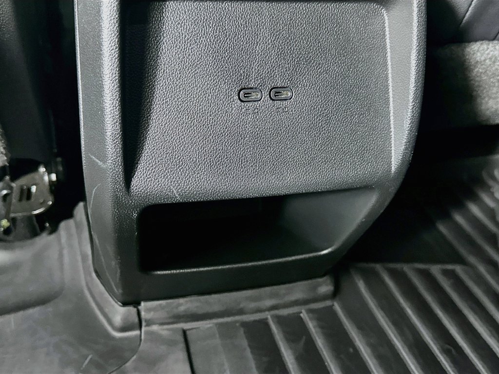 Used 2026 Chevrolet Equinox EV RS AWD/4WD image 31