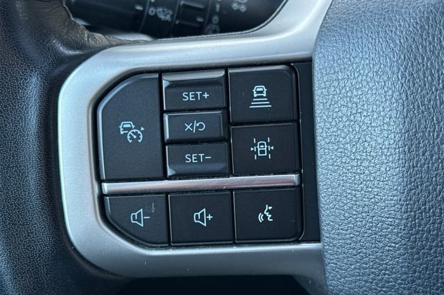 Used 2024 Ford Expedition Limited AWD/4WD image 38