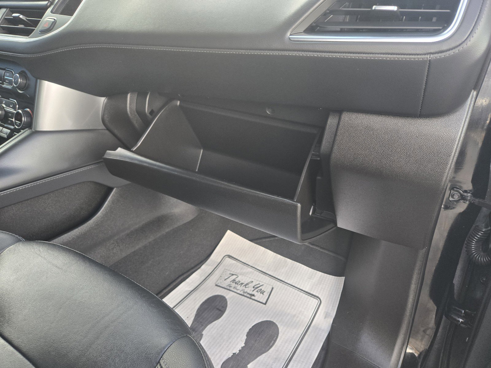 Used 2021 Chevrolet Tahoe Z71 w/ Luxury Package image 22