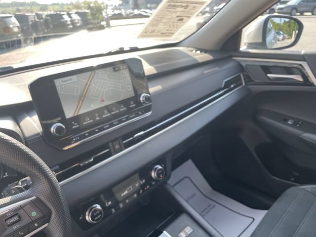 Used 2025 Mitsubishi Outlander SE AWD/4WD image 13