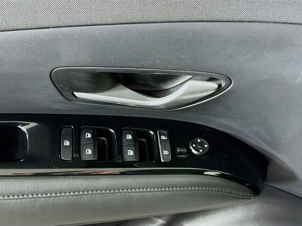 Certified 2022 Hyundai Tucson SEL AWD/4WD image 24