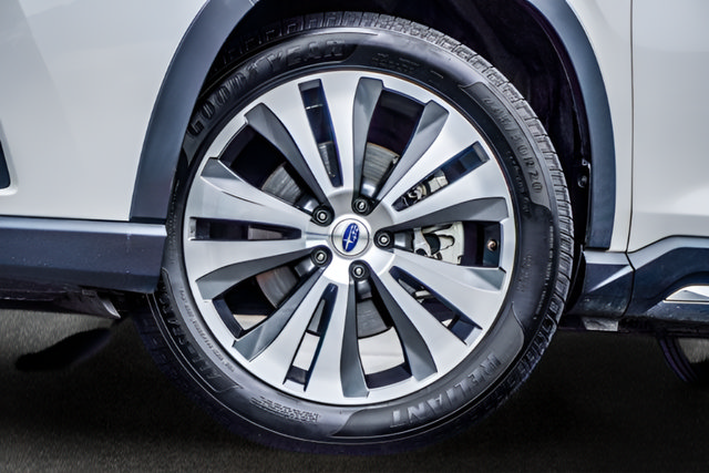 Used 2019 Subaru Ascent Limited AWD/4WD image 41