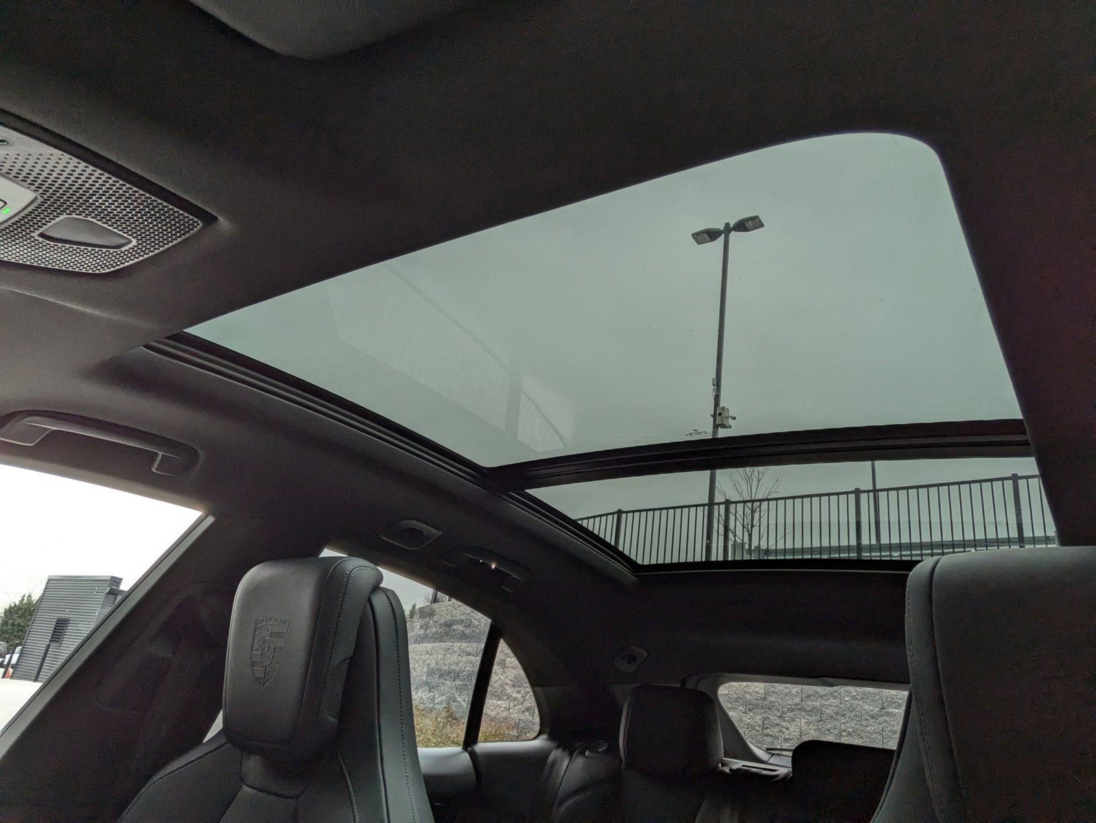 New 2025 Porsche Macan 4S Electric image 24