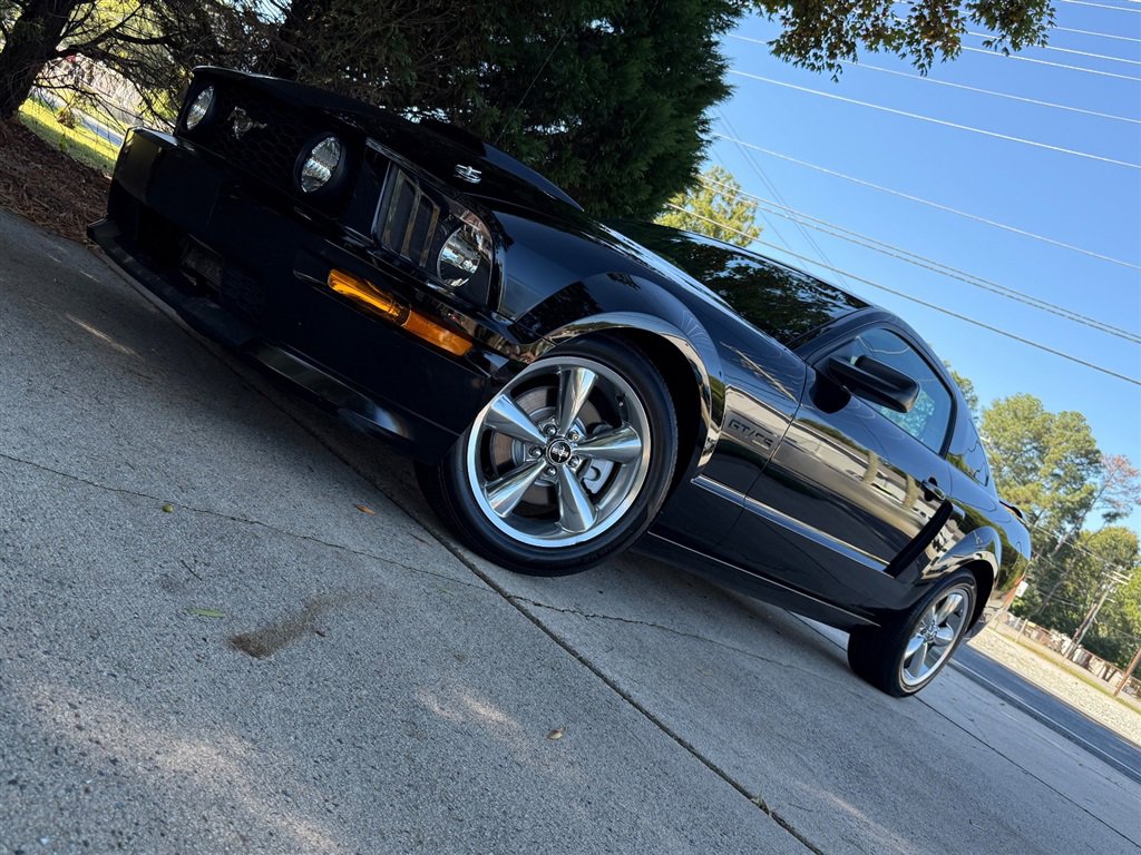 Used 2007 Ford Mustang GT image 4