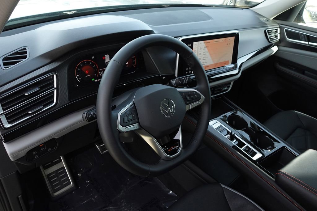 New 2026 Volkswagen Atlas Peak Edition image 13