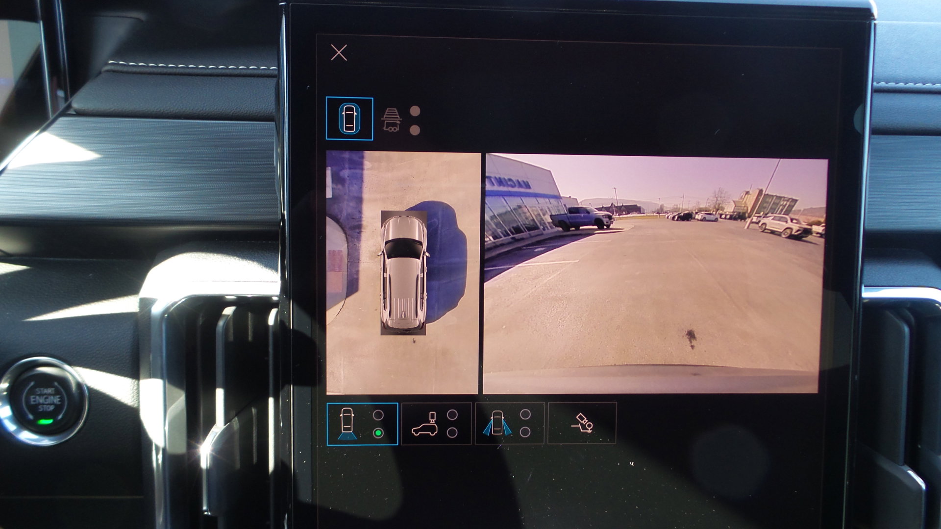 Used 2025 GMC Acadia Elevation AWD/4WD image 21