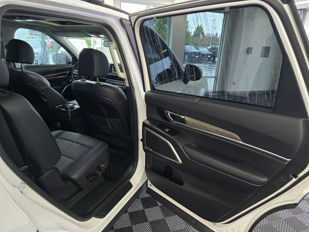Used 2022 Kia Telluride EX w/ EX Premium Package image 41