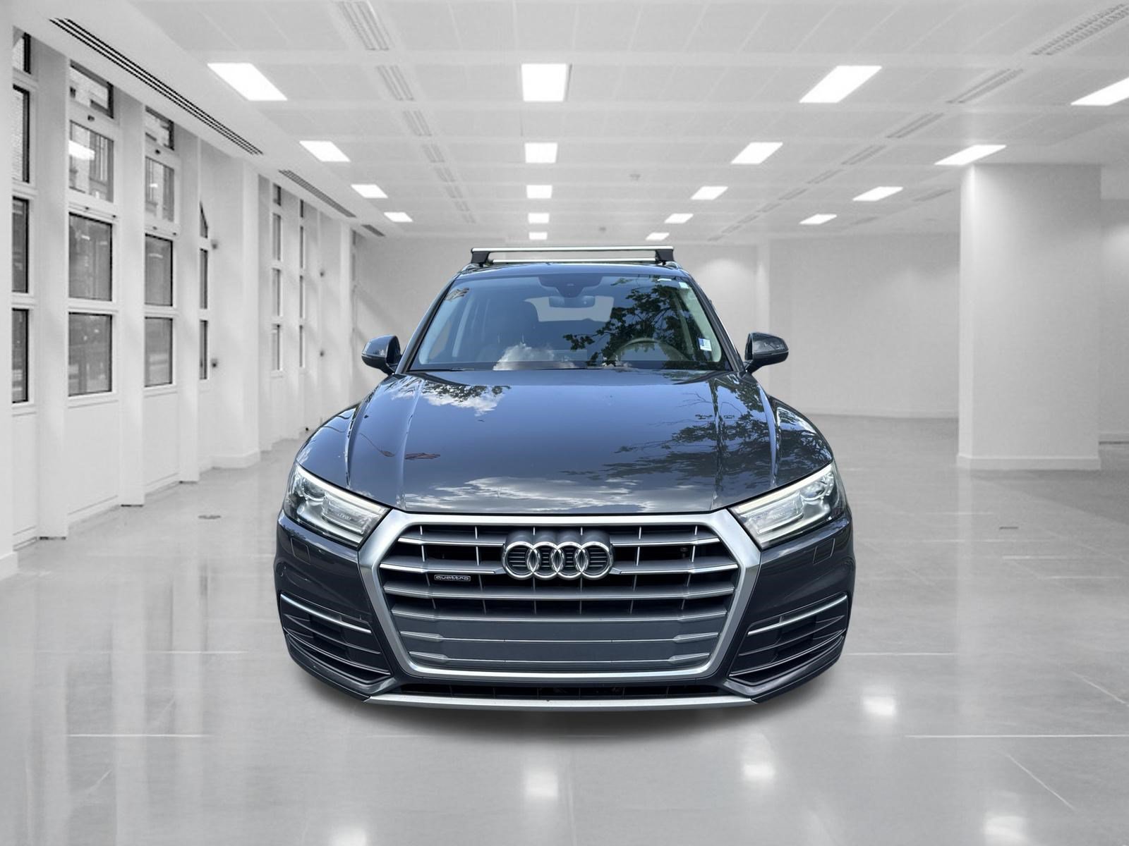 Used 2019 Audi Q5 2.0T Premium w/ Convenience Package AWD/4WD image 2