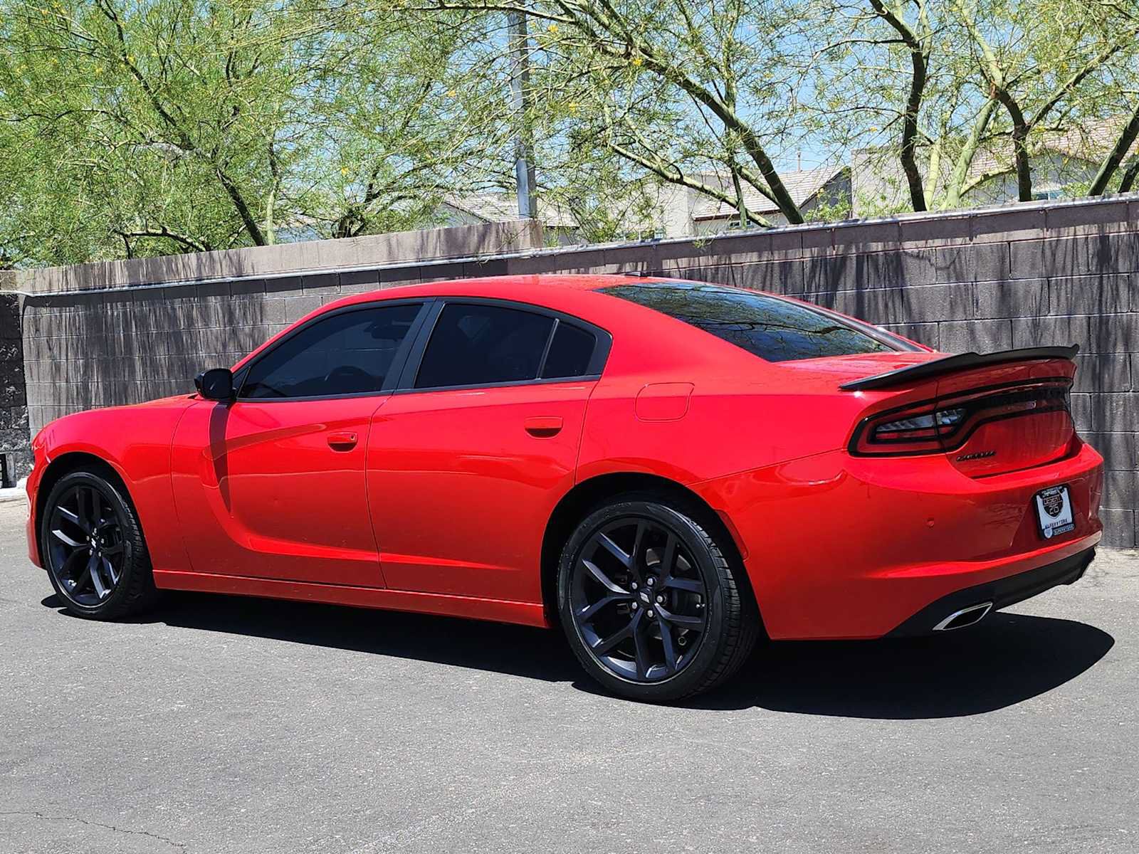 Used 2022 Dodge Charger SXT w/ Blacktop Package RWD image 6