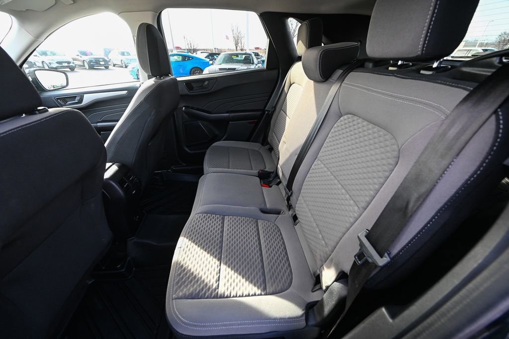 Certified 2022 Ford Escape SE w/ SE Sport Appearance Package AWD/4WD image 21