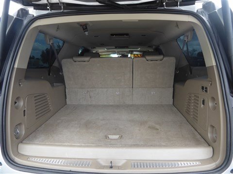 Used 2019 Chevrolet Suburban LT image 26