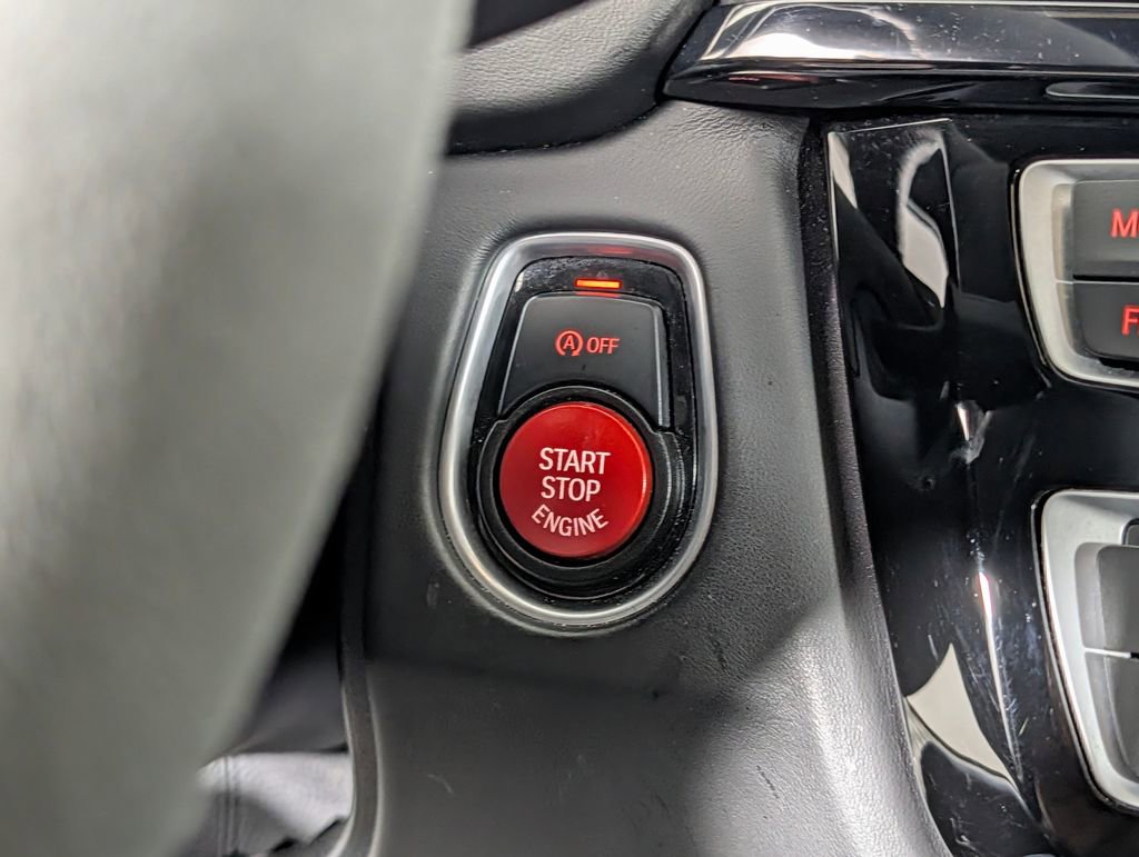 Used 2018 BMW M3 CS w/ Executive Package RWD image 31