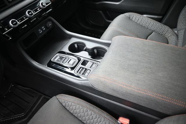 Used 2025 Honda Pilot Sport image 31
