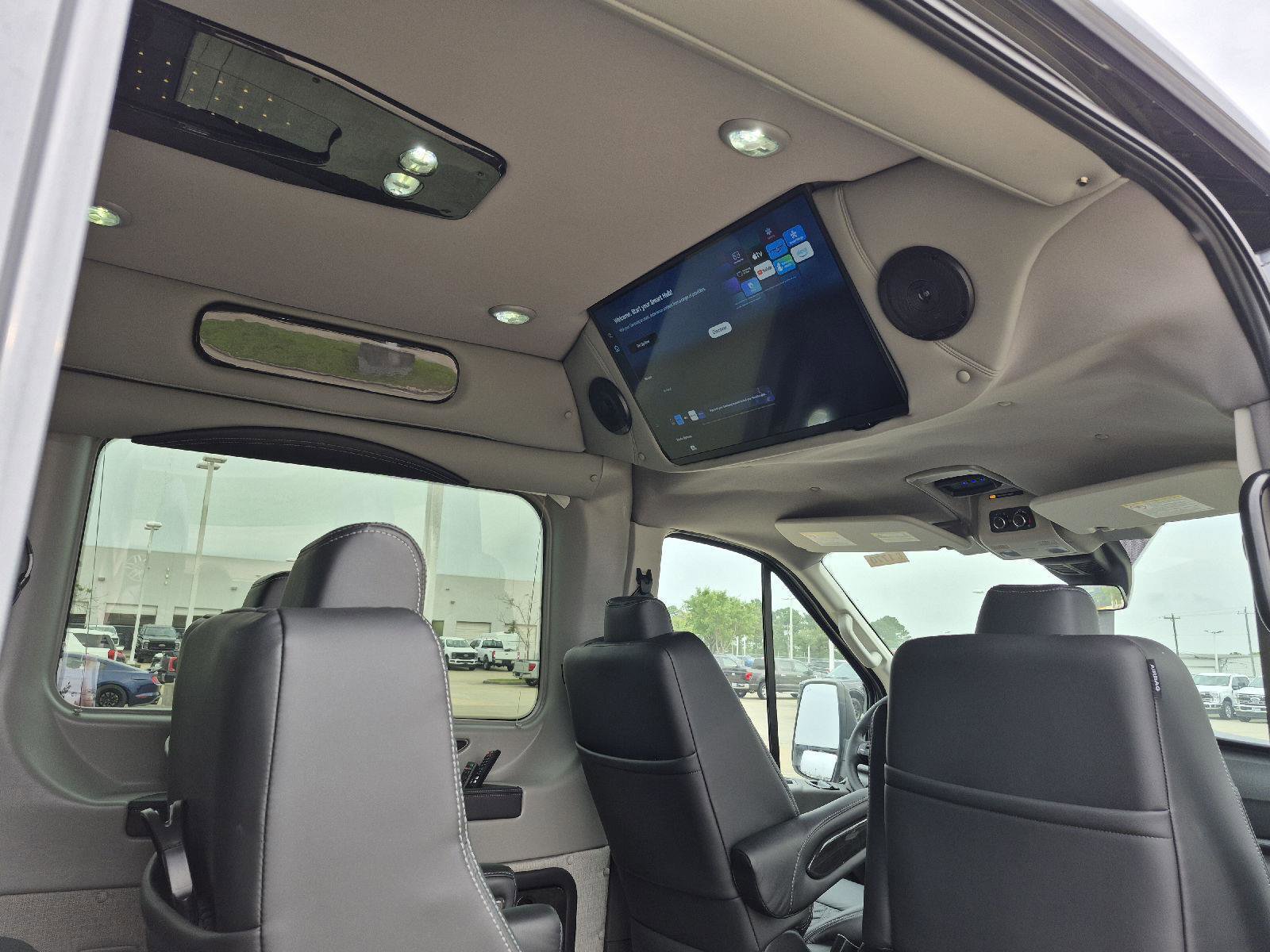 New 2026 Ford Transit 250 148 Medium Roof Extended AWD image 10