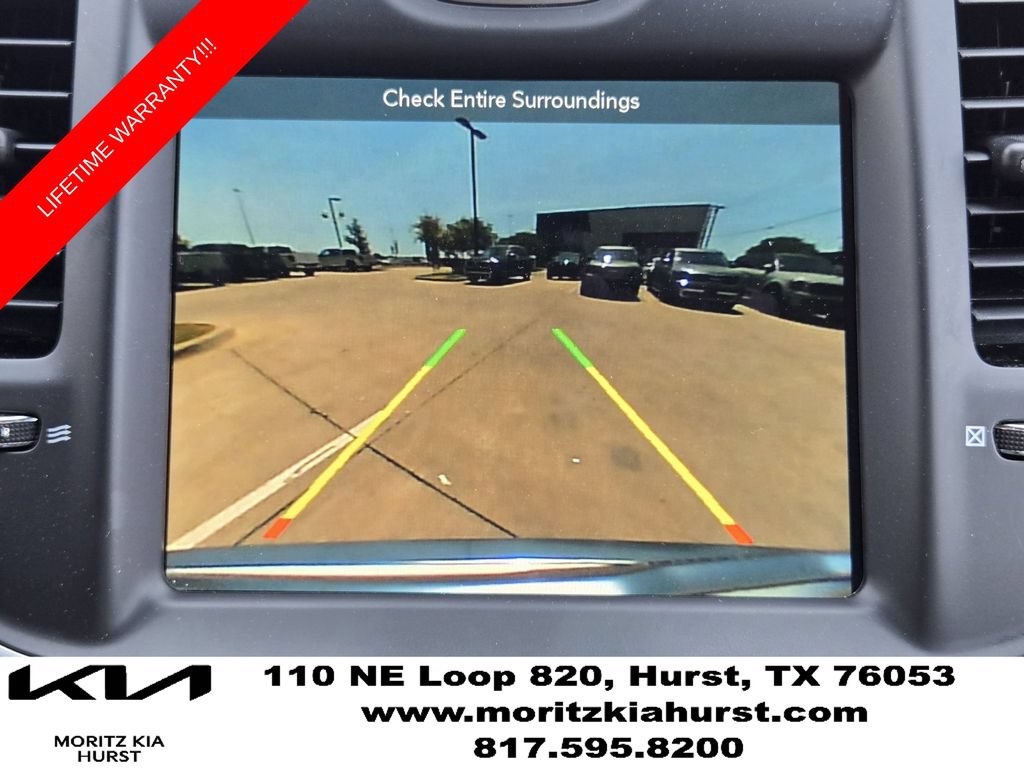 Used 2018 Chrysler 300 C w/ Sun, Sound & Nav Package RWD image 8