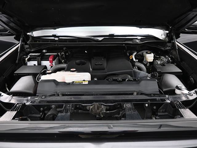Used 2024 Toyota Tundra Limited w/ Power Package AWD/4WD image 19
