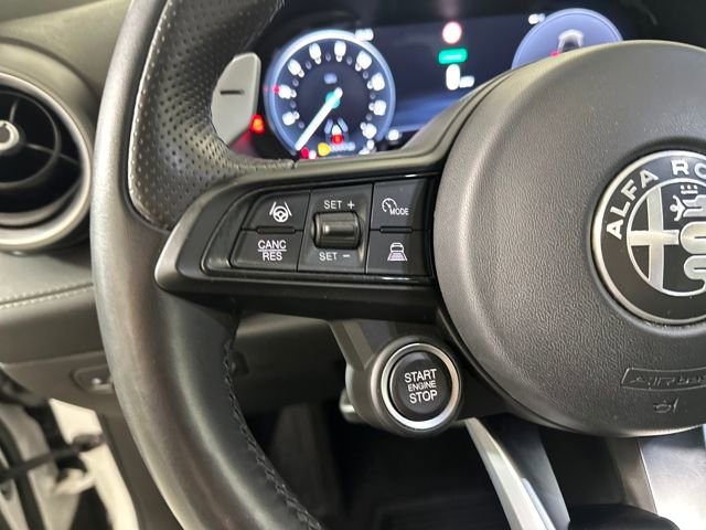 Used 2024 Alfa Romeo Tonale Veloce image 15