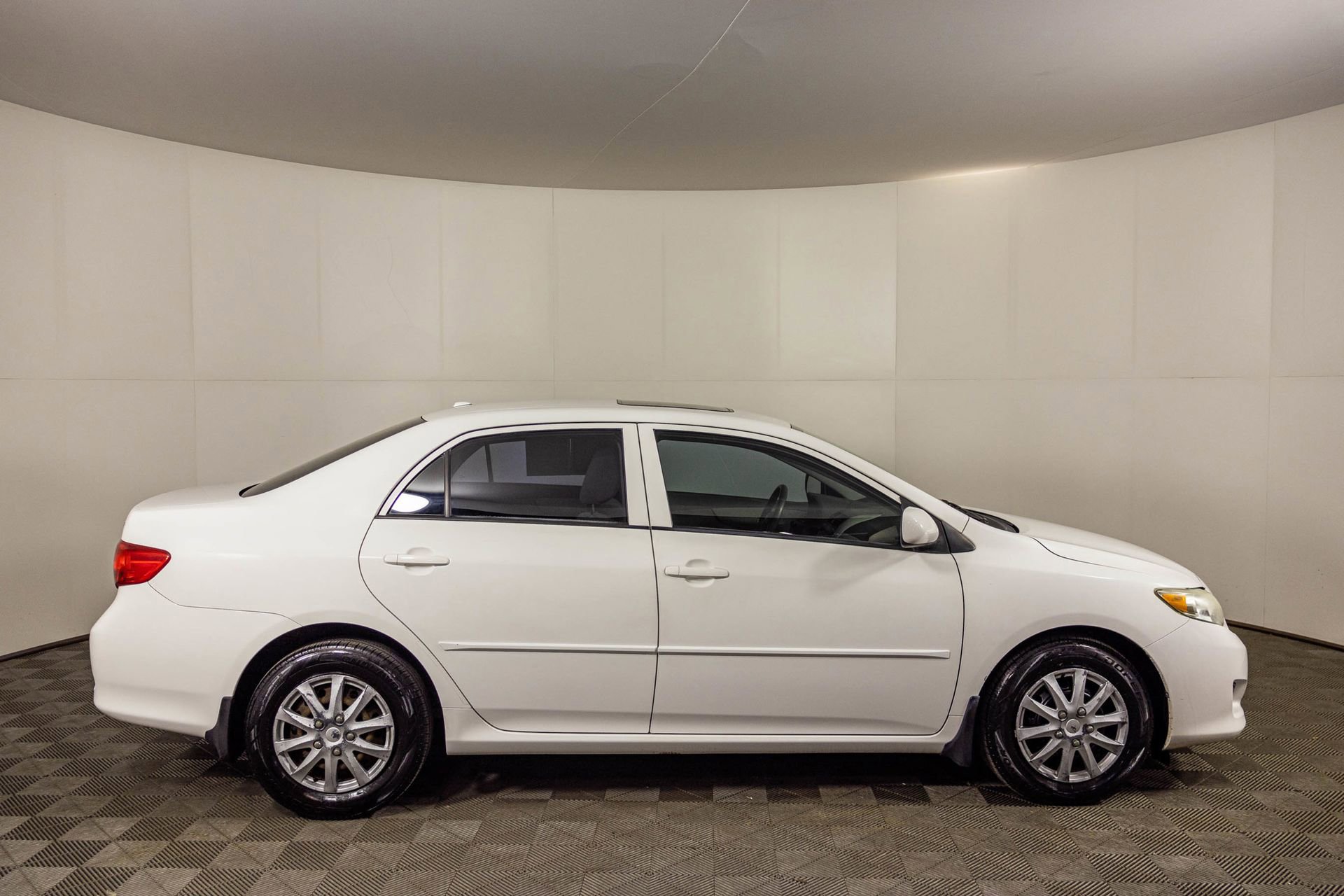 Used 2009 Toyota Corolla LE FWD image 10