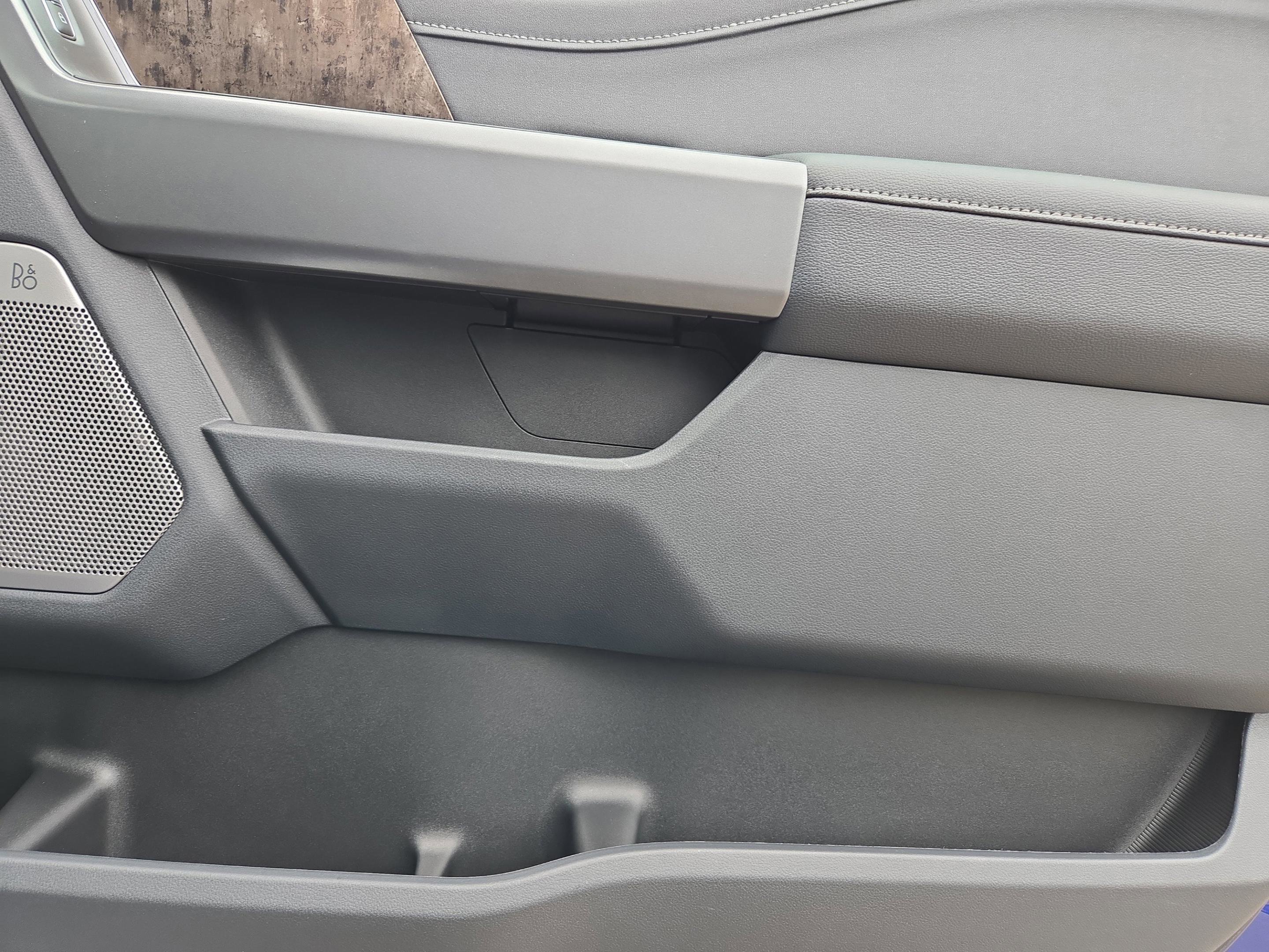 New 2026 Ford F250 Lariat image 23