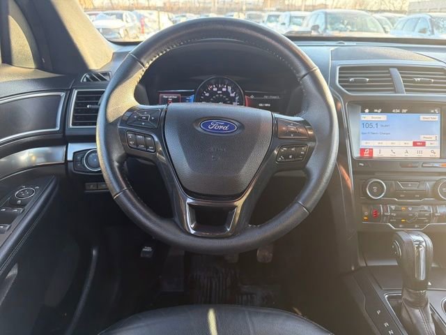 Used 2018 Ford Explorer XLT w/ Equipment Group 202A image 14