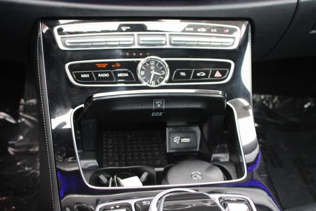 Used 2017 Mercedes-Benz E 400 4MATIC Wagon image 17