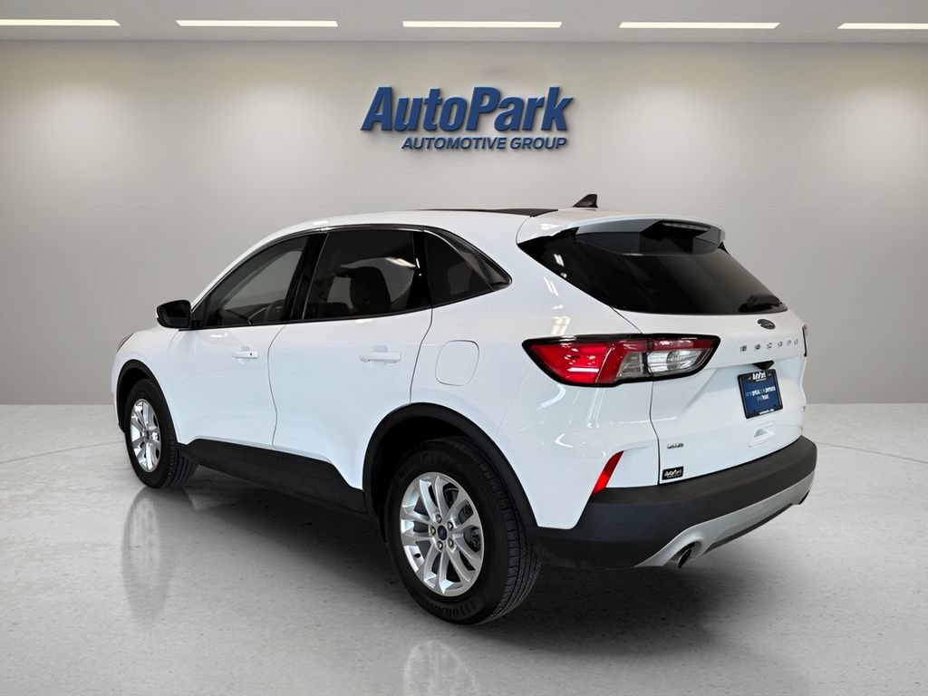 Used 2020 Ford Escape SE AWD/4WD image 5