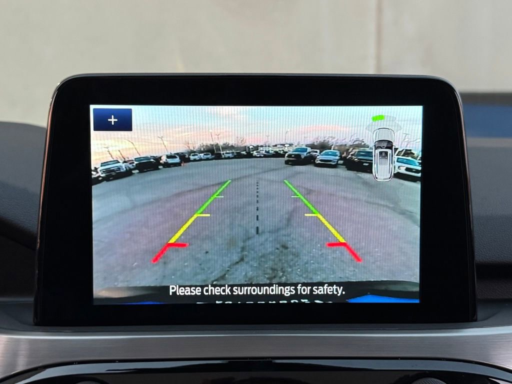 Used 2022 Ford Escape Titanium w/ Class II Trailer Tow Package image 22