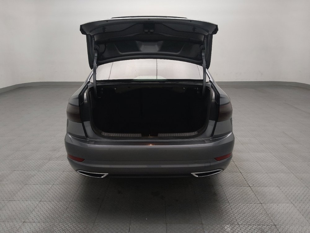 Used 2019 Volkswagen Jetta R-Line w/ R-Line Cold Weather Package image 29