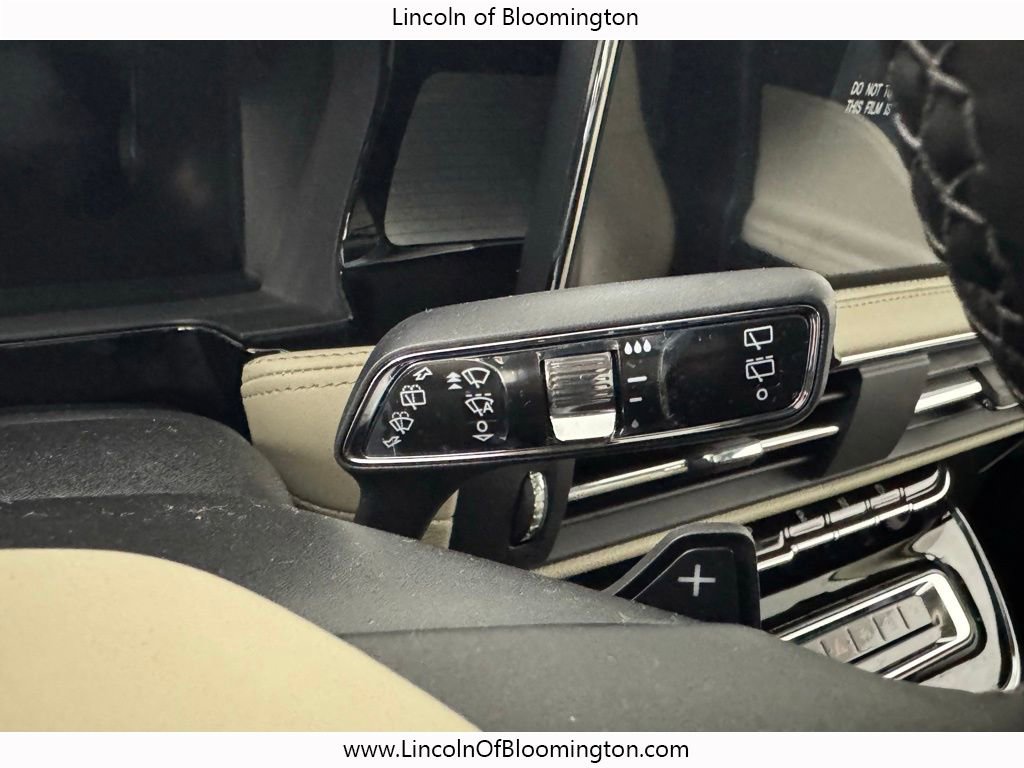 New 2026 Lincoln Corsair Premiere image 30