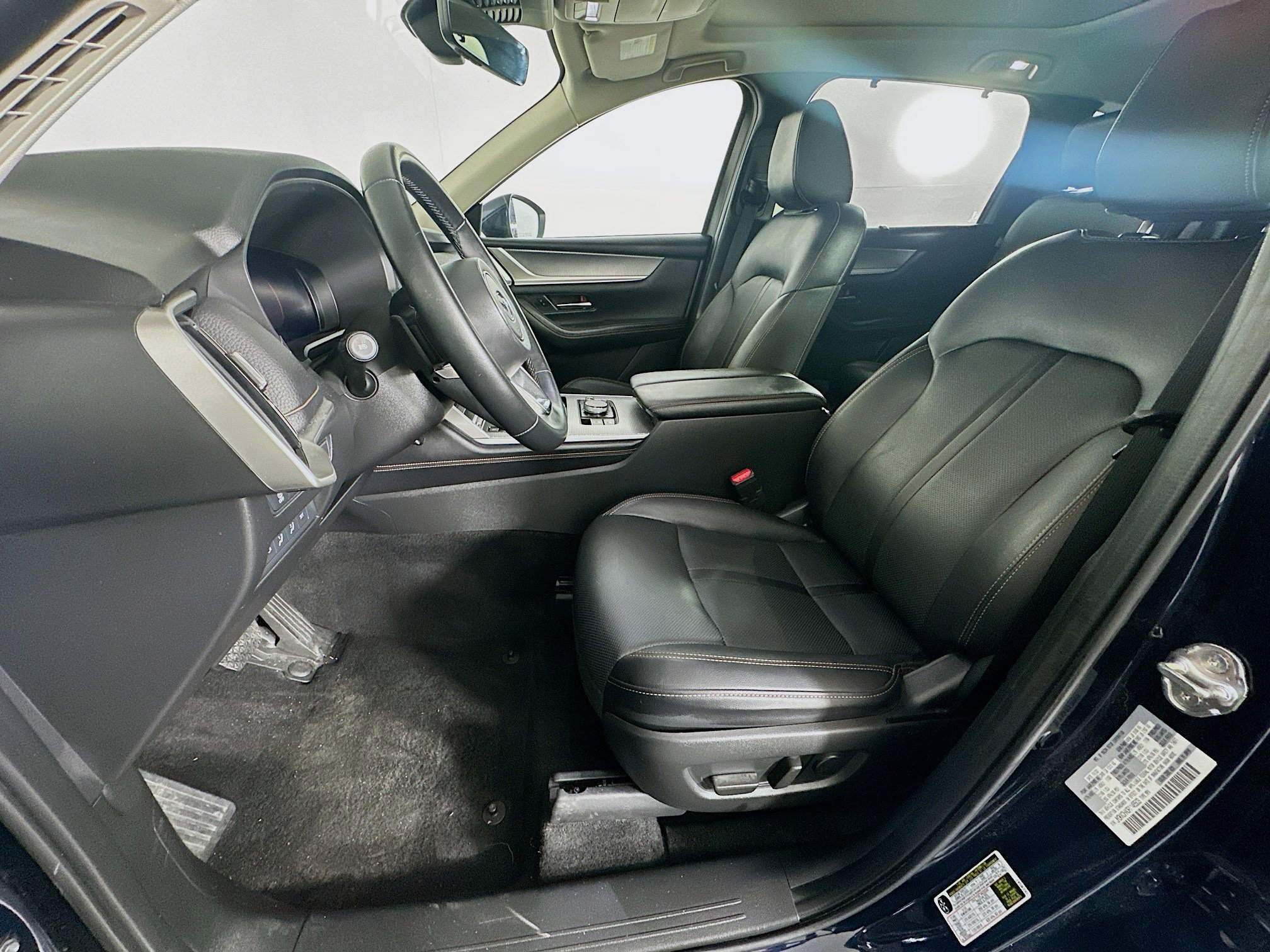 Used 2024 MAZDA CX-90 Plug-In Hybrid w/ Premium Pkg image 13