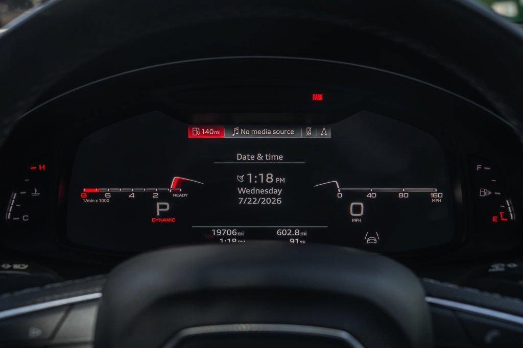 Used 2023 Audi SQ8 Prestige AWD/4WD image 17