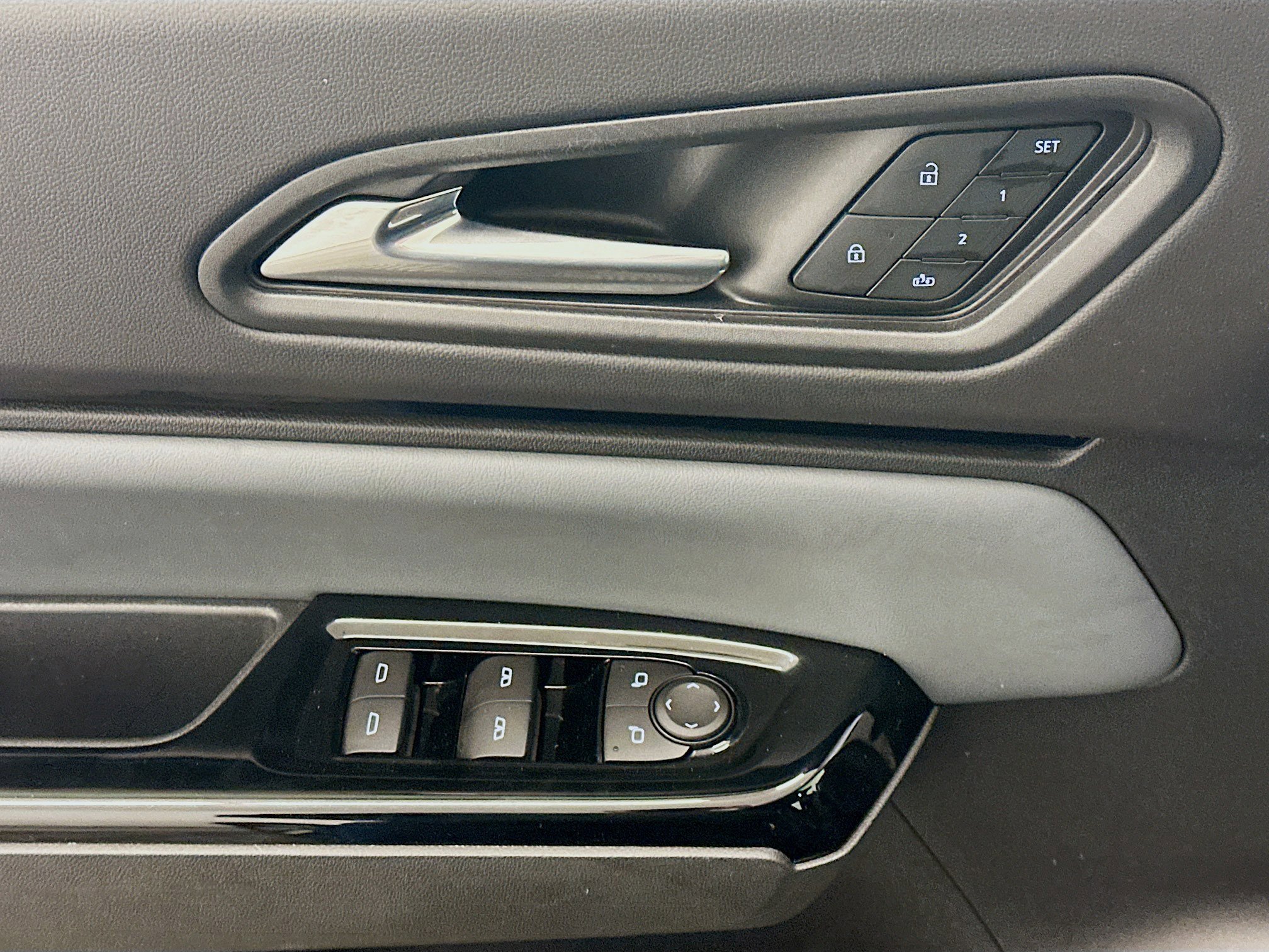 Used 2025 Honda Prologue Touring image 15